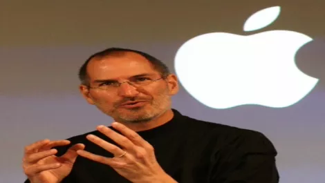 Steve Jobs takes medical leave of absence