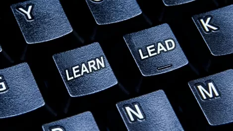 English teacher launches Kickstarter to bring eLearning to the masses