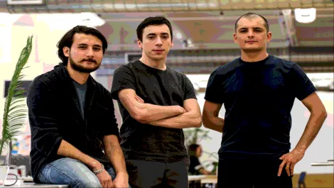 Kiwi team successfully crowdfunds as-a-service global tracking device