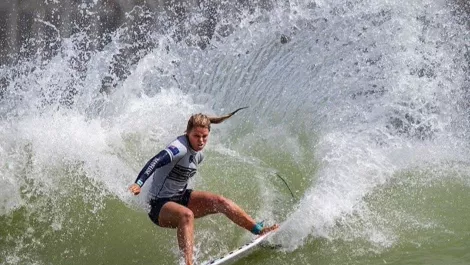 Kiwi surfer prospers on world stage with tech partnership