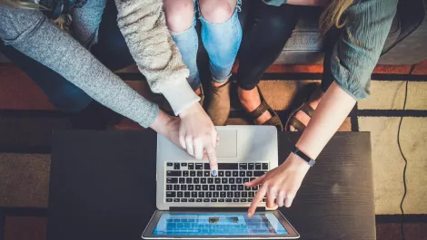 Australian consumers loyal to retailers who deliver speed and visibility